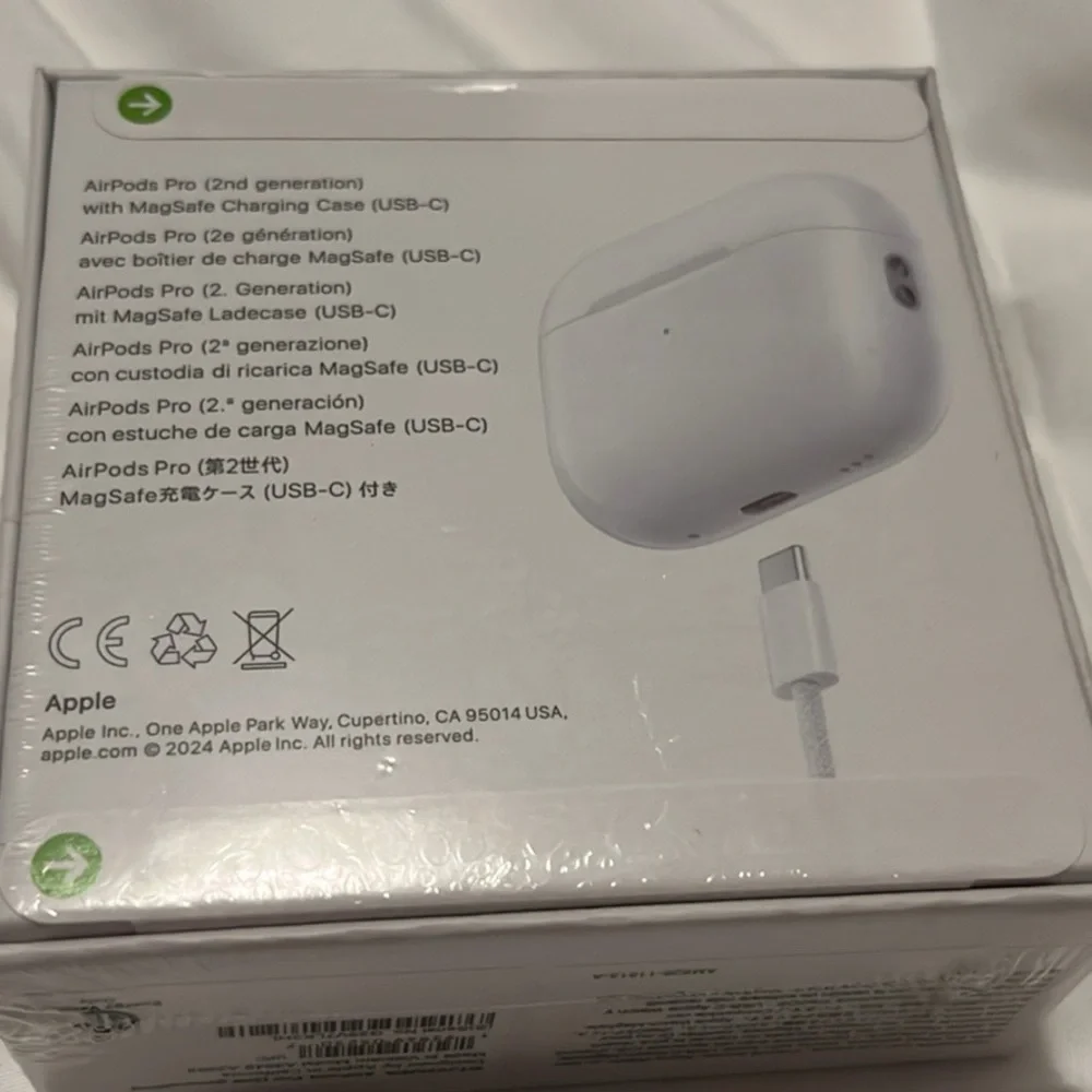 Apple AirPods Pro with Charging Case